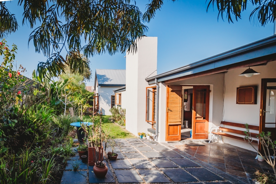 5 Bedroom Property for Sale in George East Western Cape